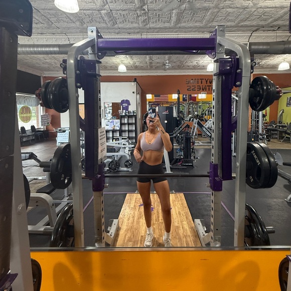 Meet your Posher, Maribel - Picture 3 of 4